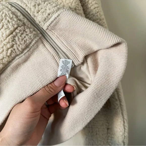 Aerie Offline Sherpa Fleece Puffer Jacket Medium