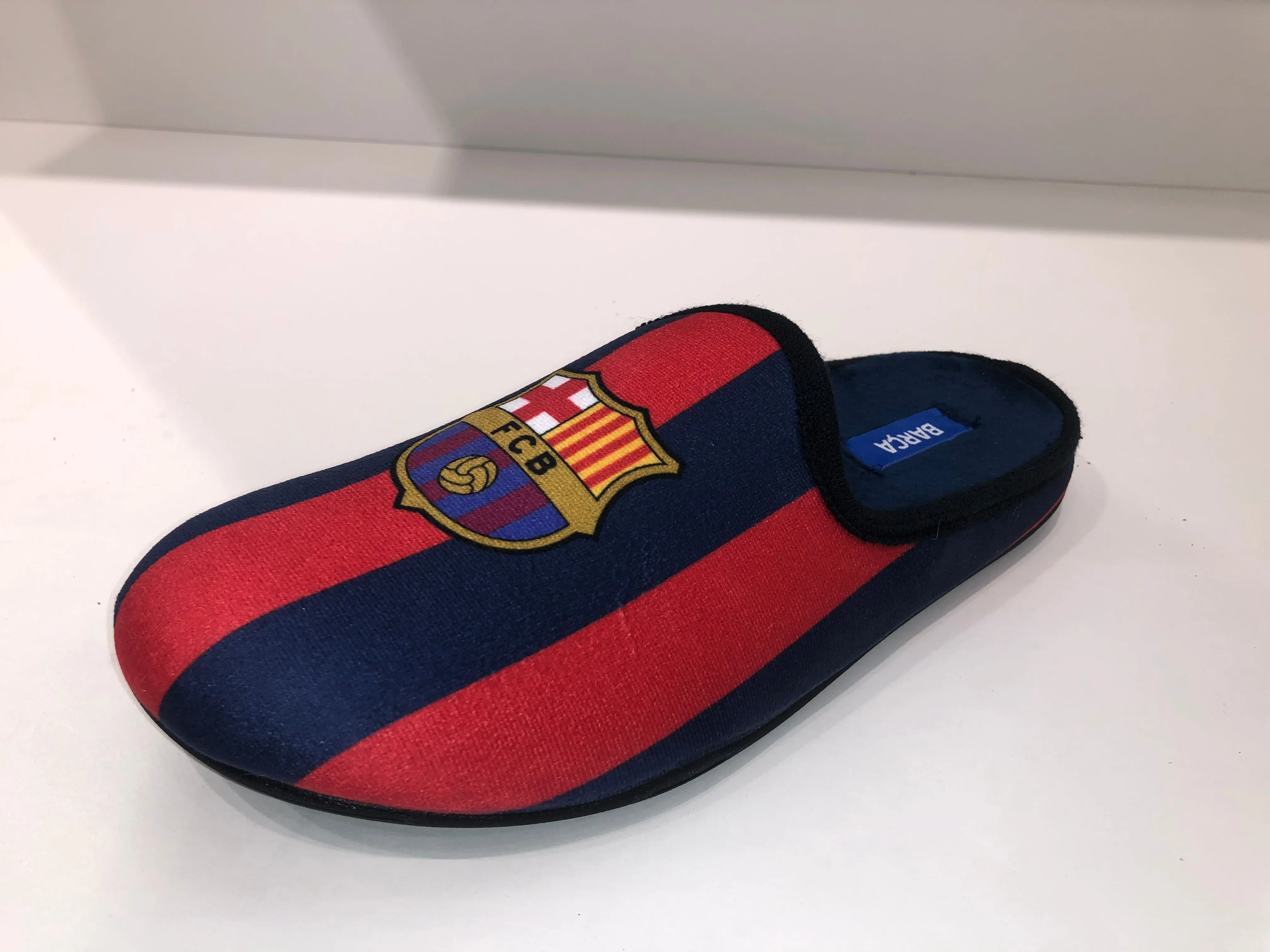 CFA18 RED BLUE STRIPED