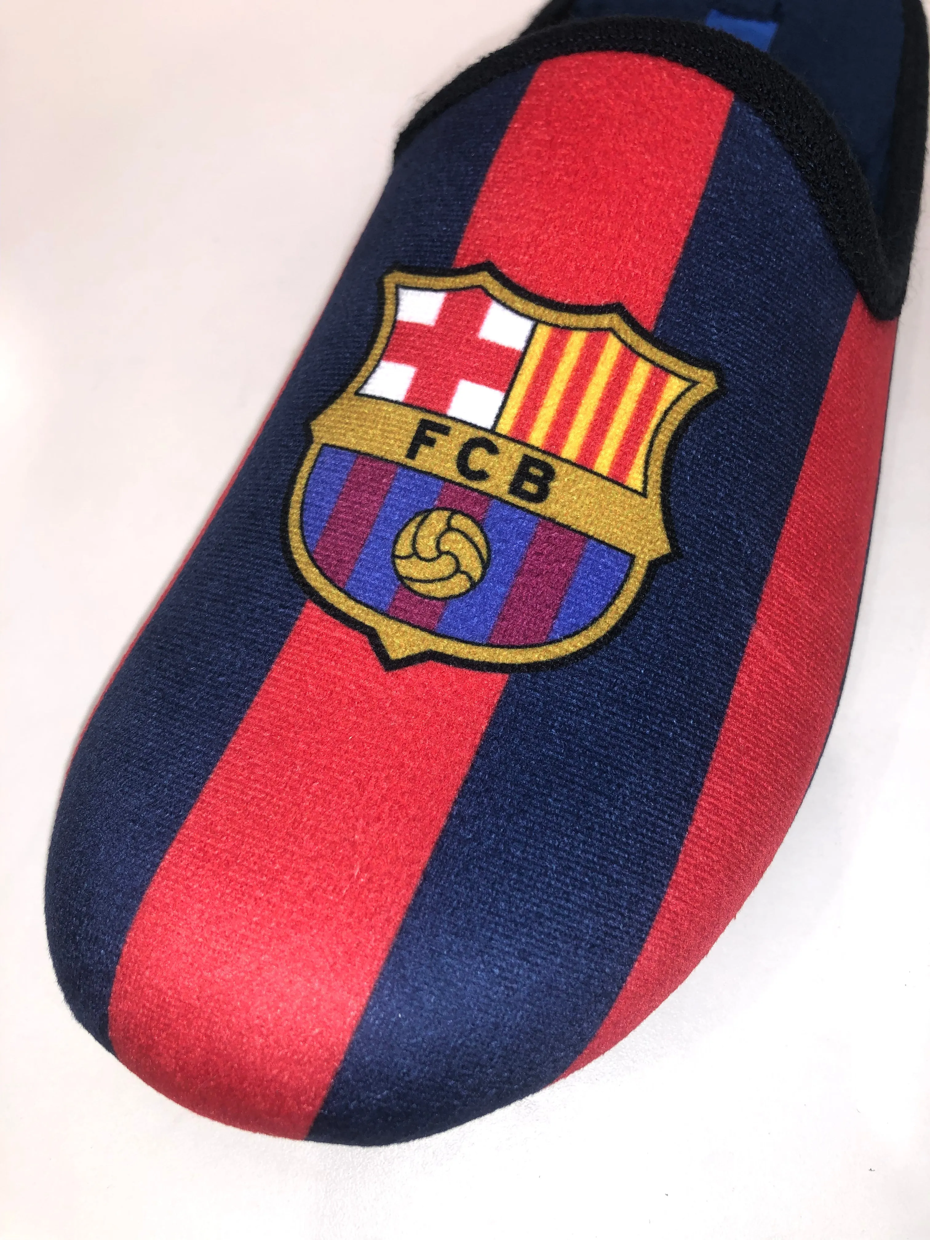 CFA18 RED BLUE STRIPED