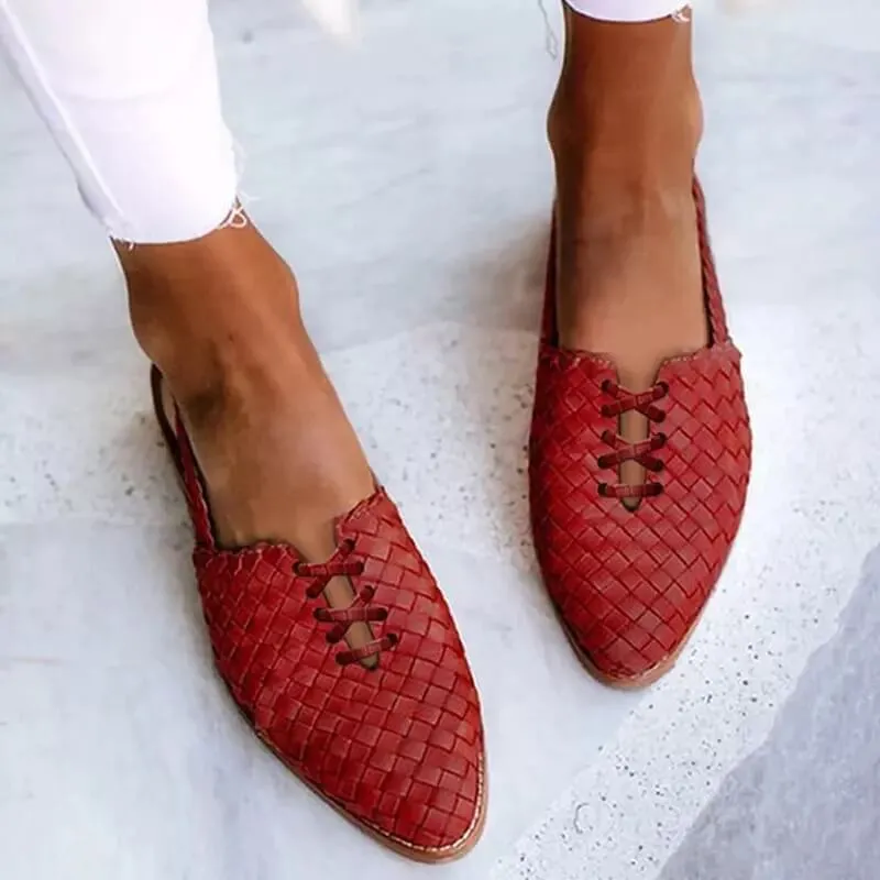 Clara - Handgevlochten leren slippers voor dames