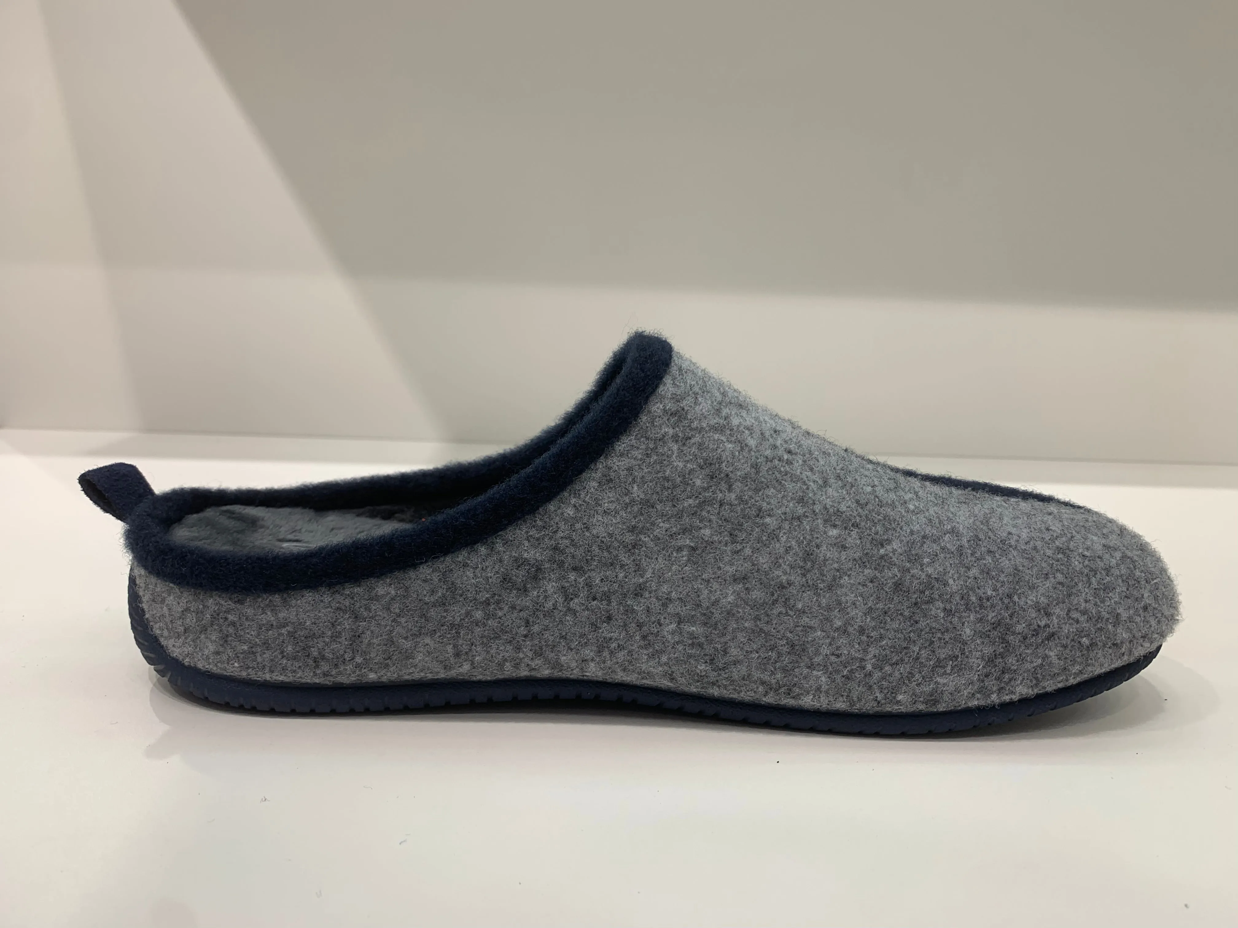 DUAL COMFORT NAVY