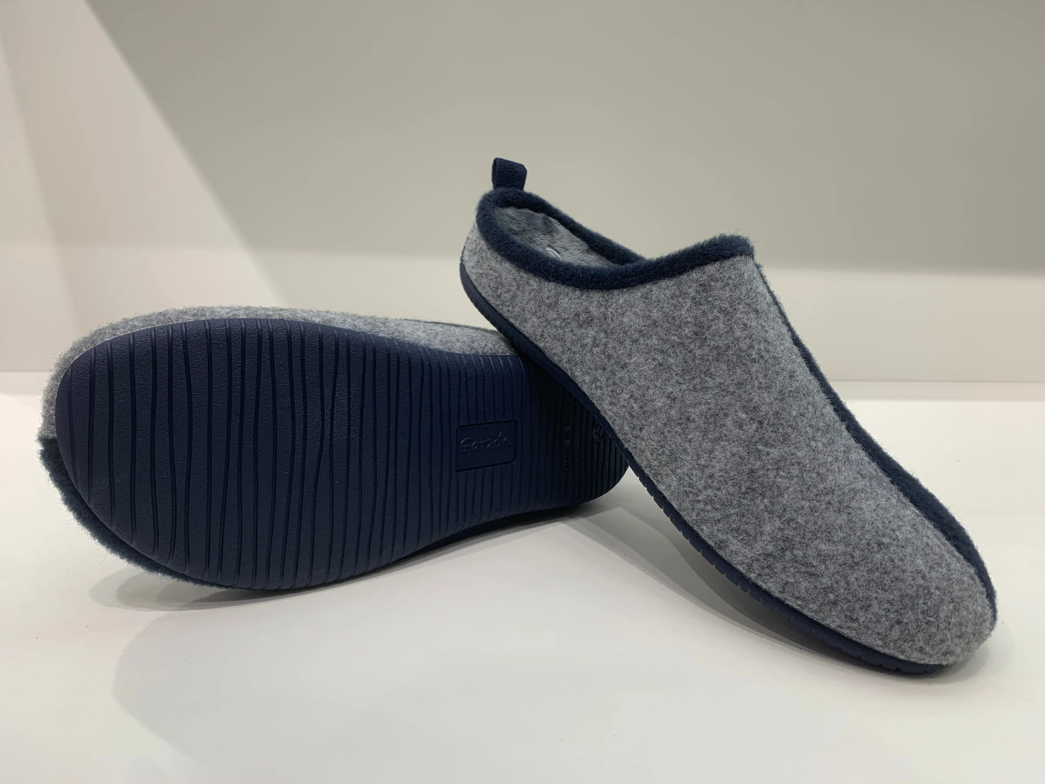DUAL COMFORT NAVY