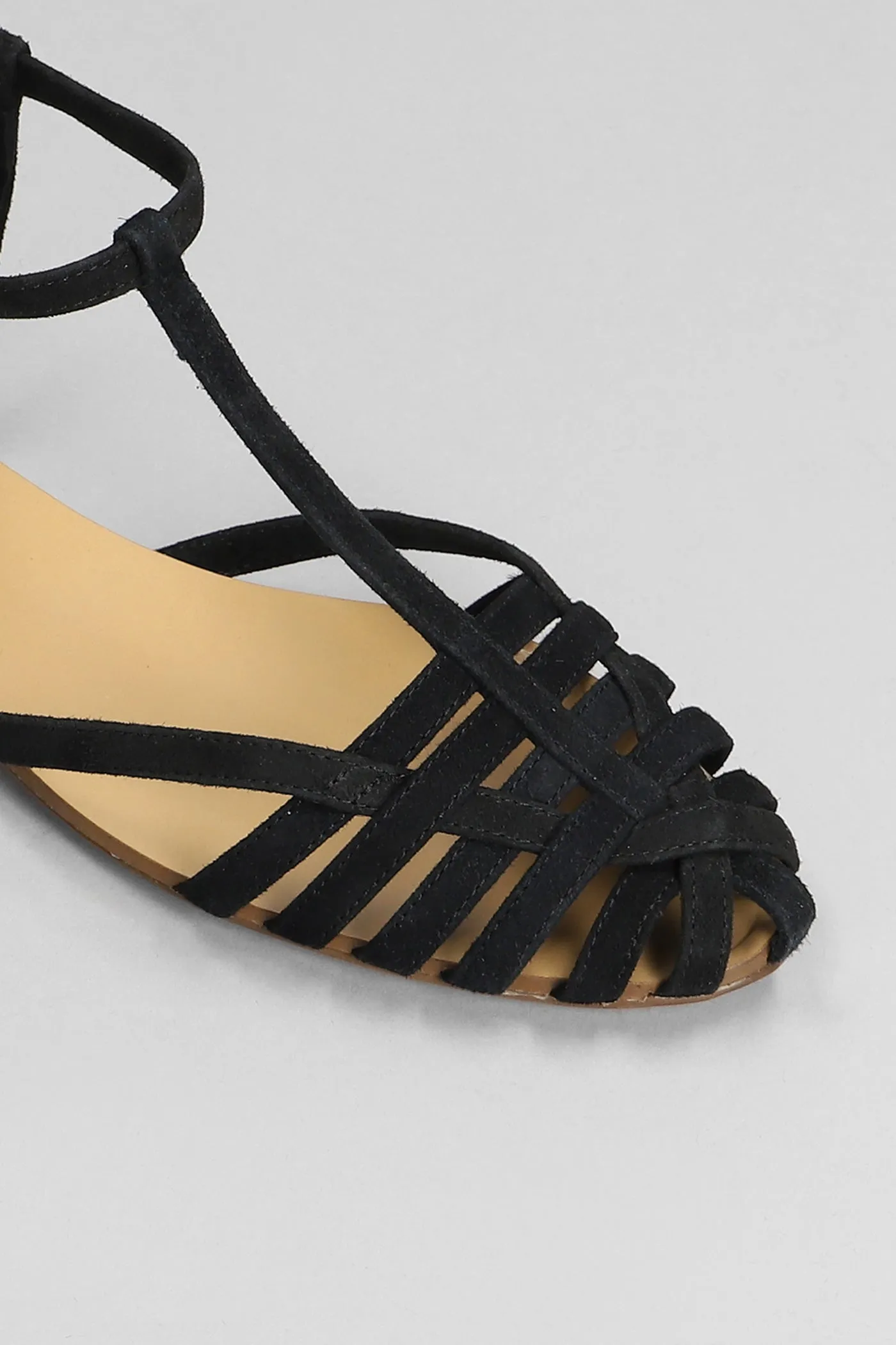 Flats in black suede