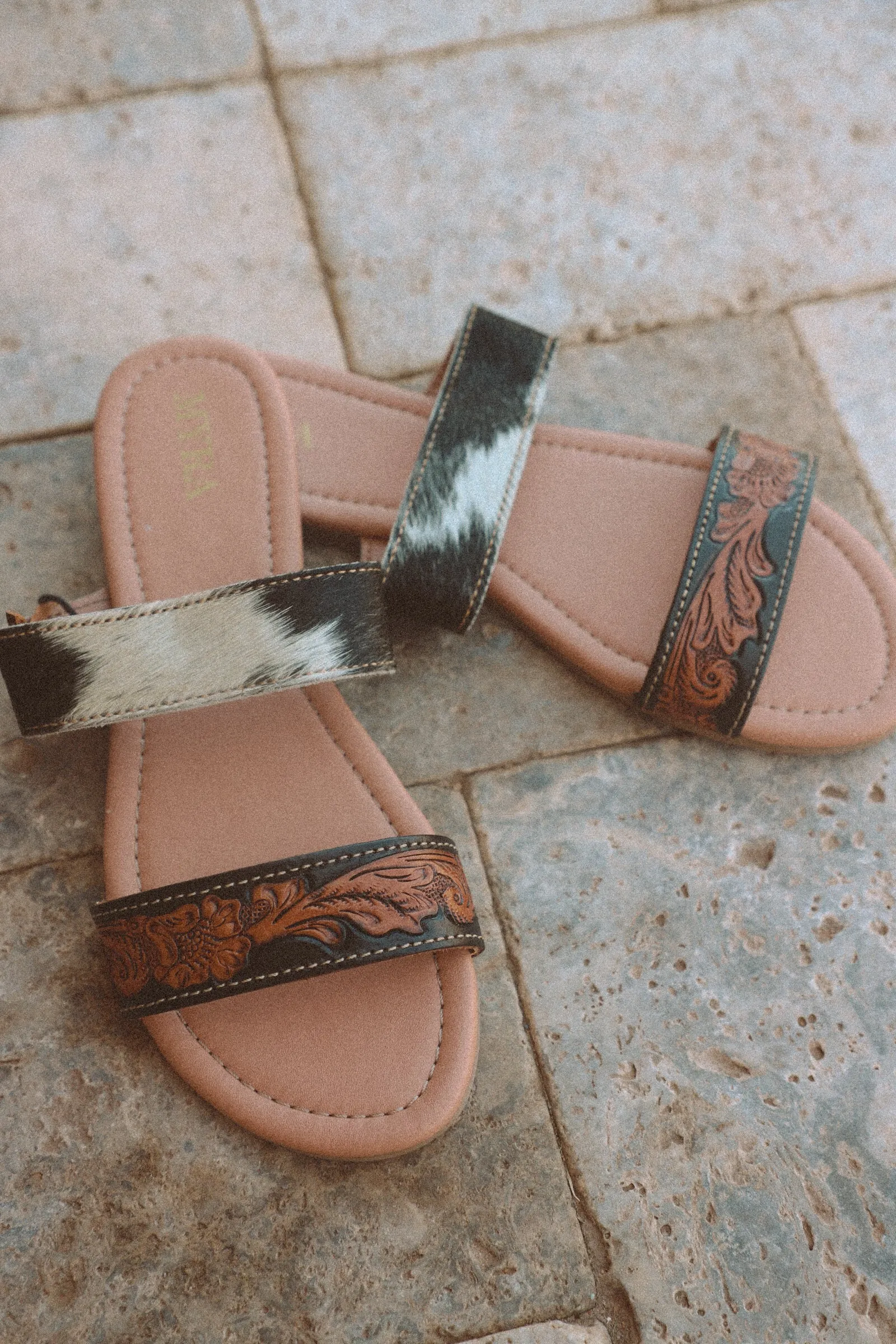 LENA TRAIL SANDALS