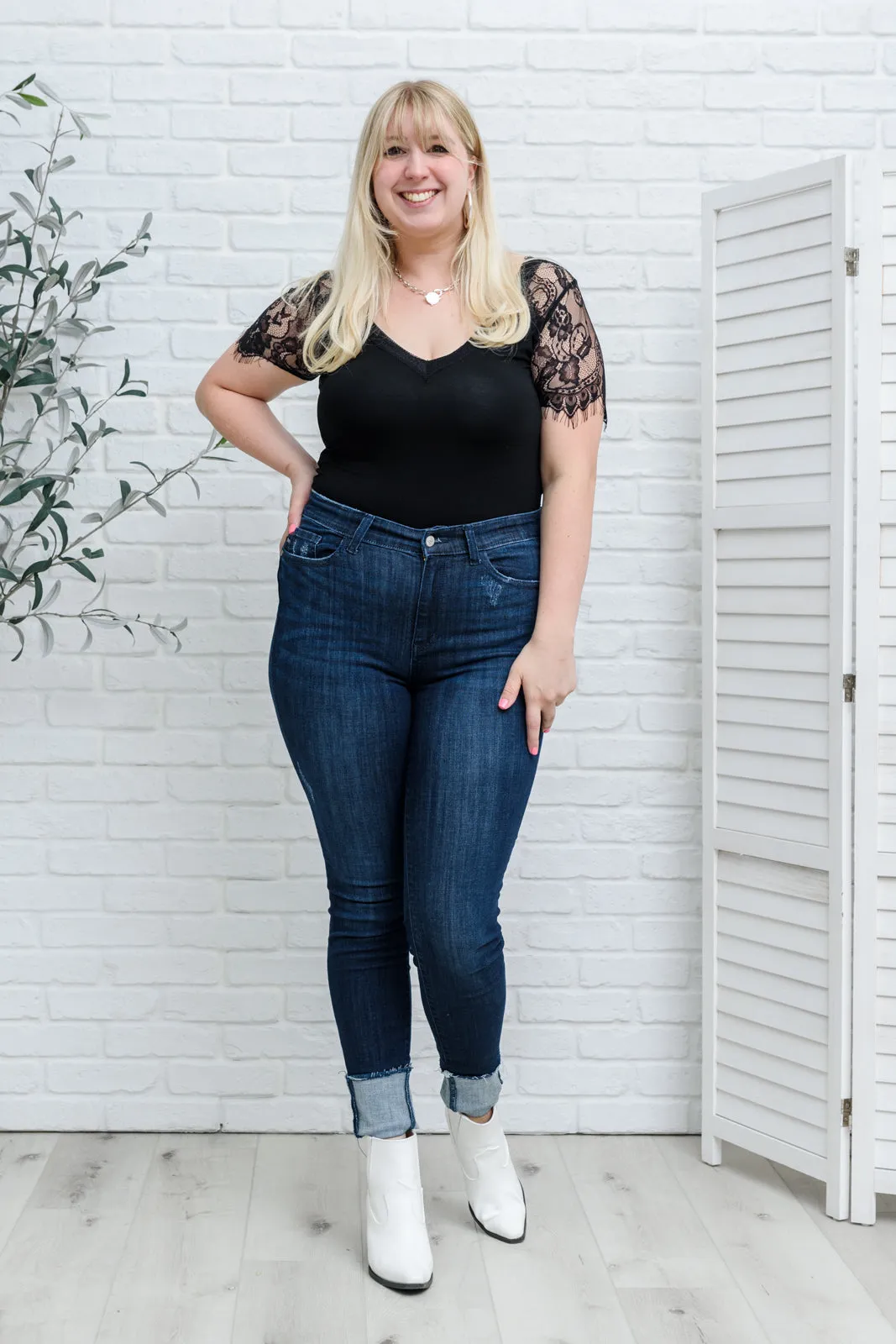 Maeve Mid-Rise Dark Wash Cuffed Skinny (22W,24W)