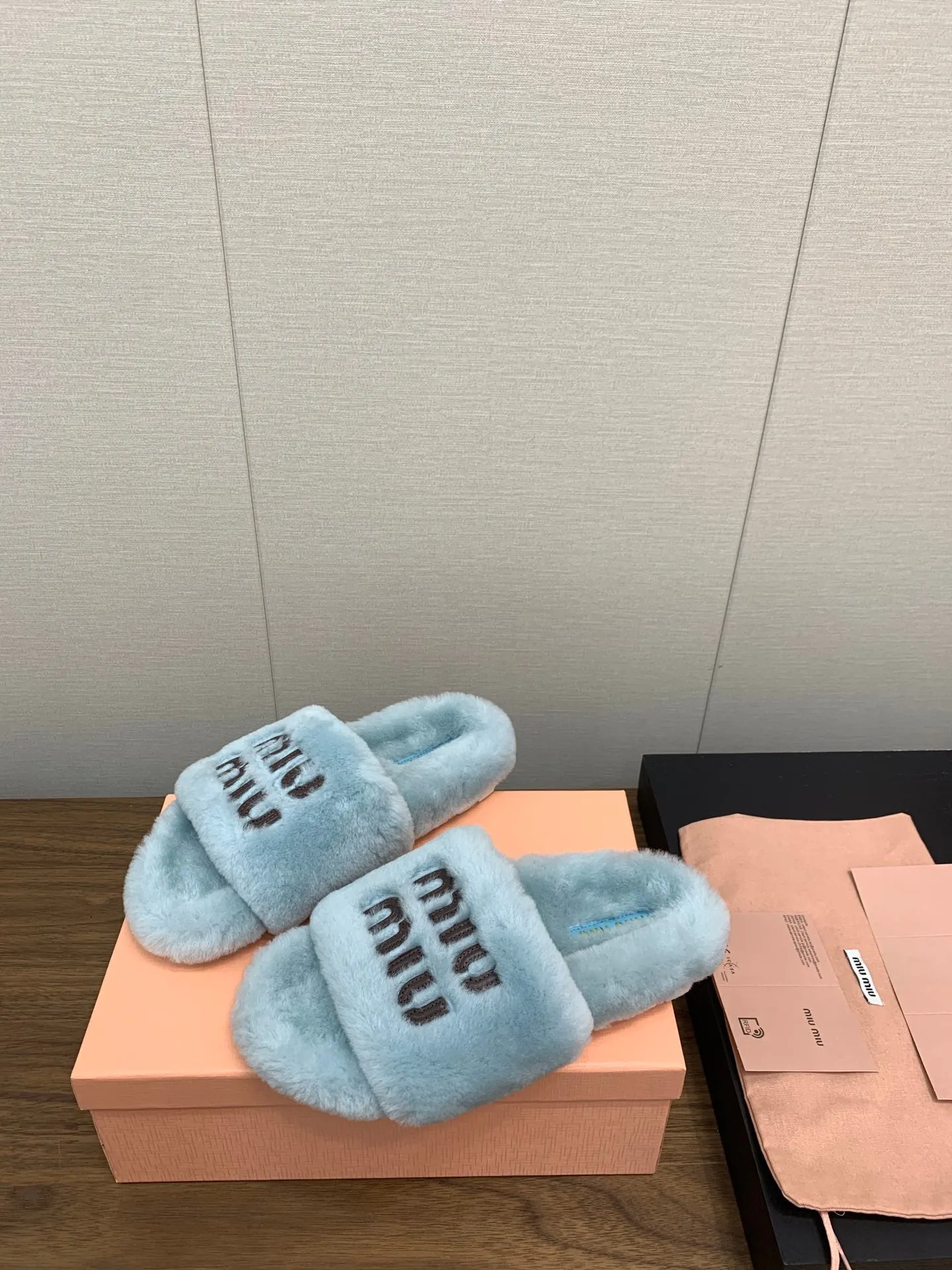 Miu Slippers Light Blue Pure Wool