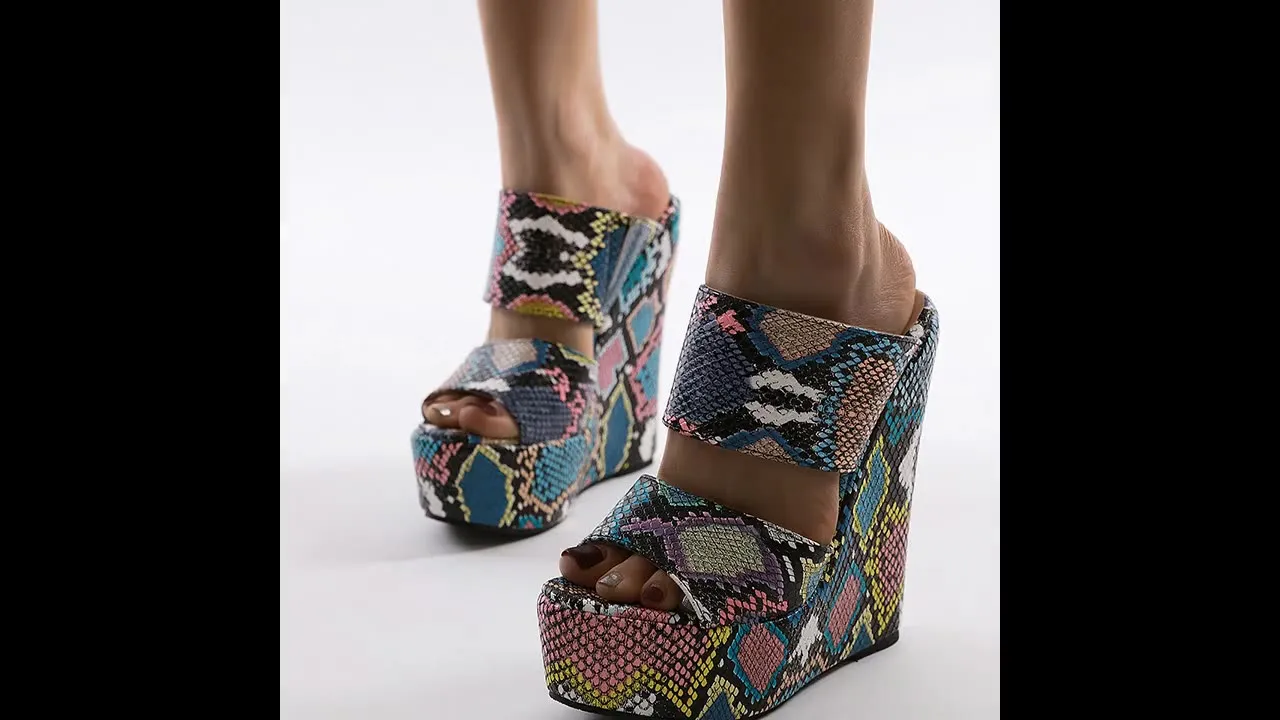 New Women Wedges Slippers  Print Platform Slides Sexy Peen Toe Outdoor Women Slippers Wedge Heels Gladiator Sandals Femme Shoes