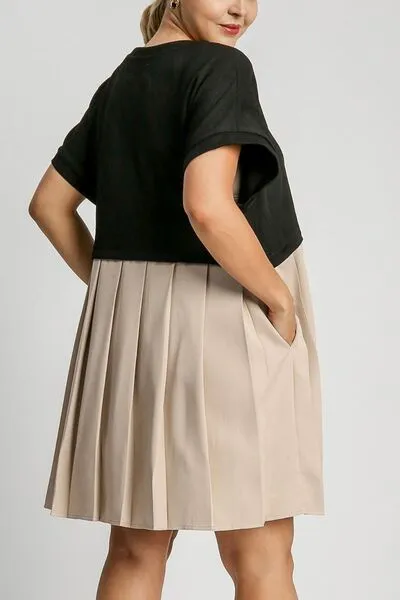 Pleated Dress with Side Pockets Plus Size