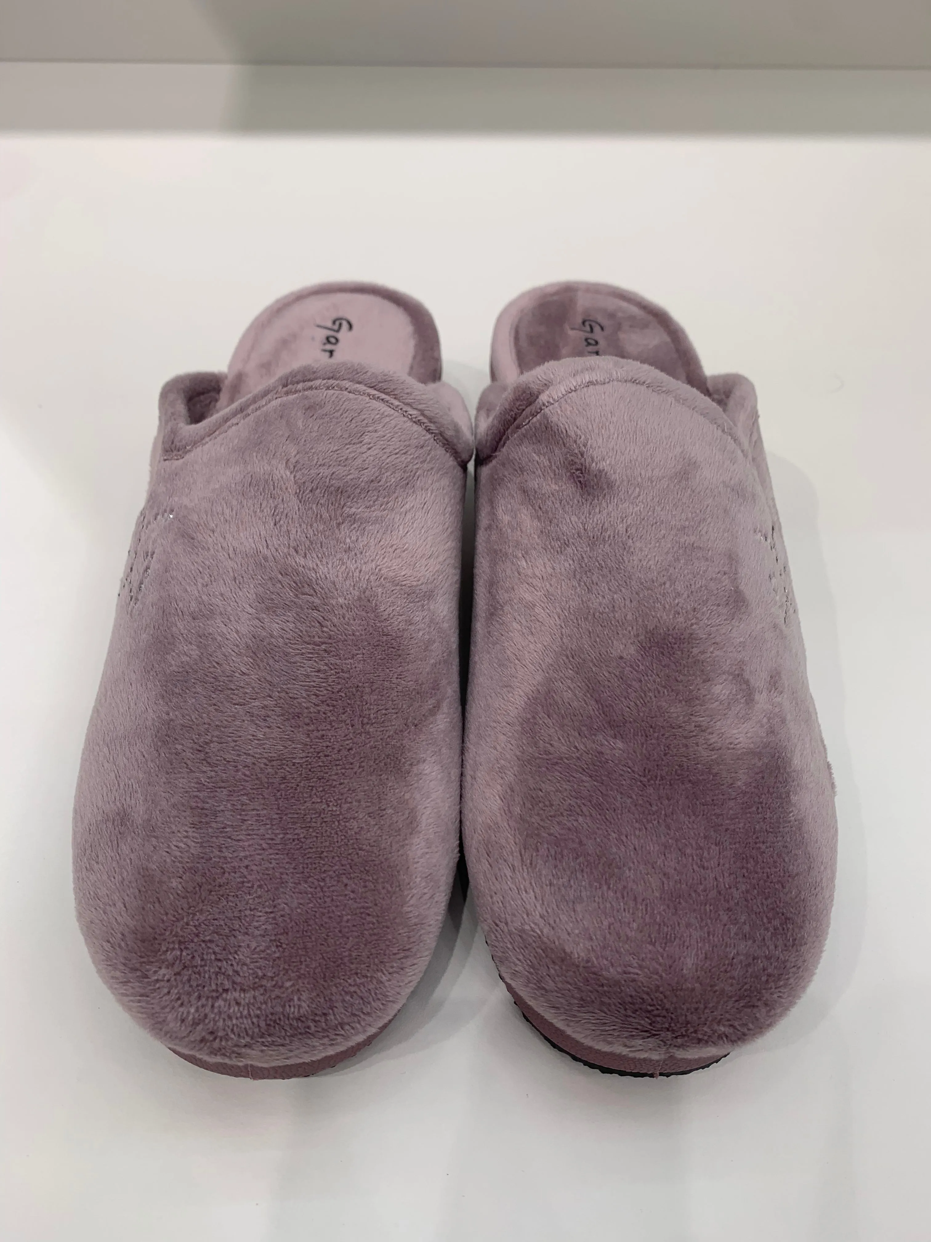 PLUSH VIOLET HAVEN