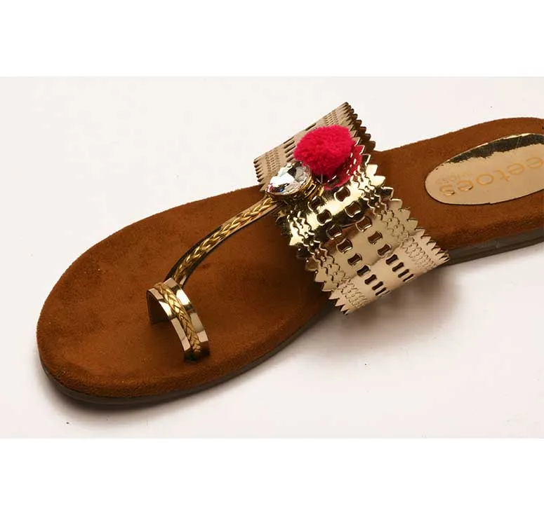 PomPom <span class="ad">Kolhapuris</span>