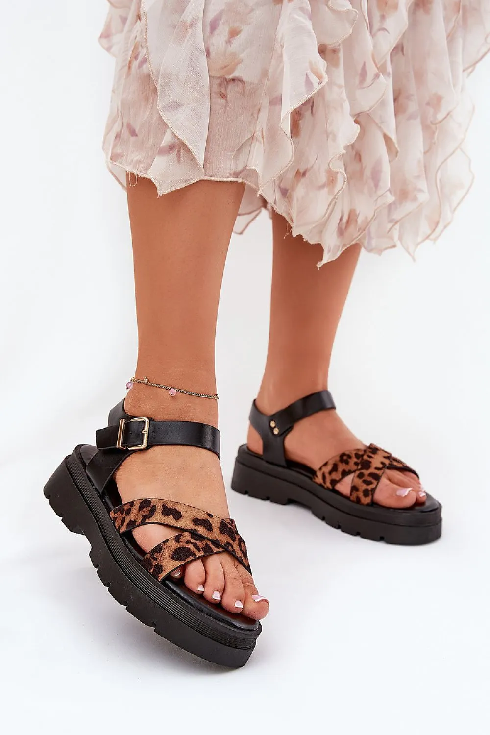 Sandals Step in style