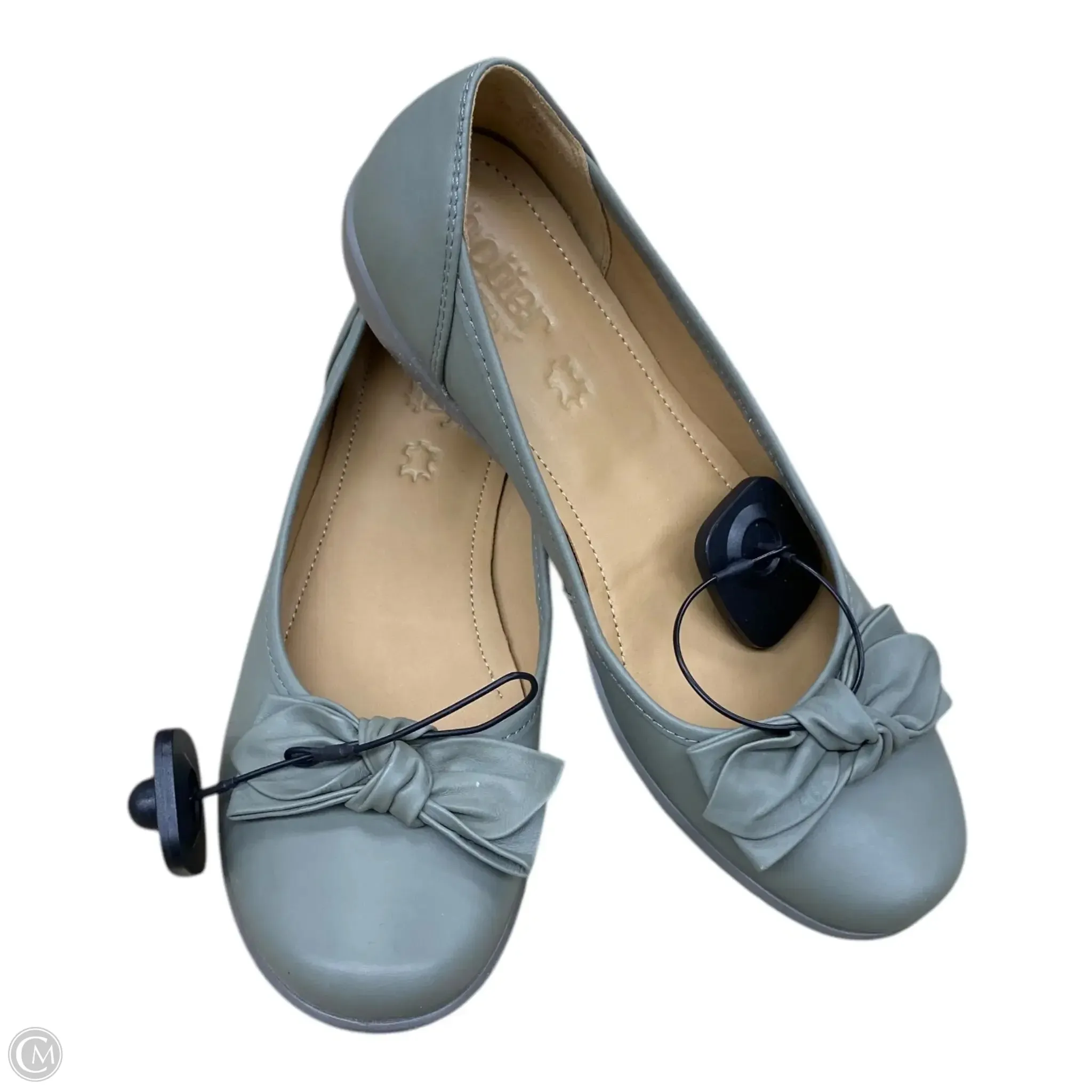 Shoes Flats By Hotter In Green, Size: 9