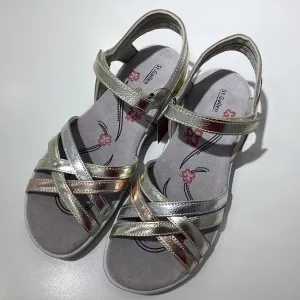 VITORIA METALES