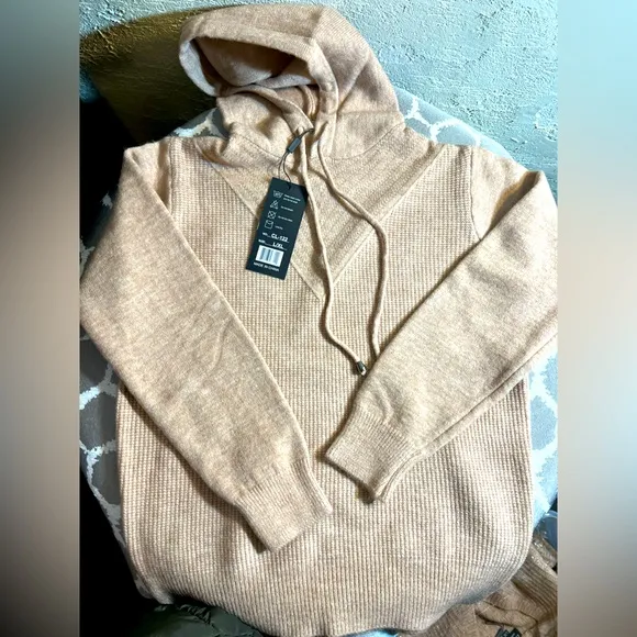Women's Cashmere Oatmeal/Tan Textured Hoodie Sweater, 100% cashmere, cozy,warm