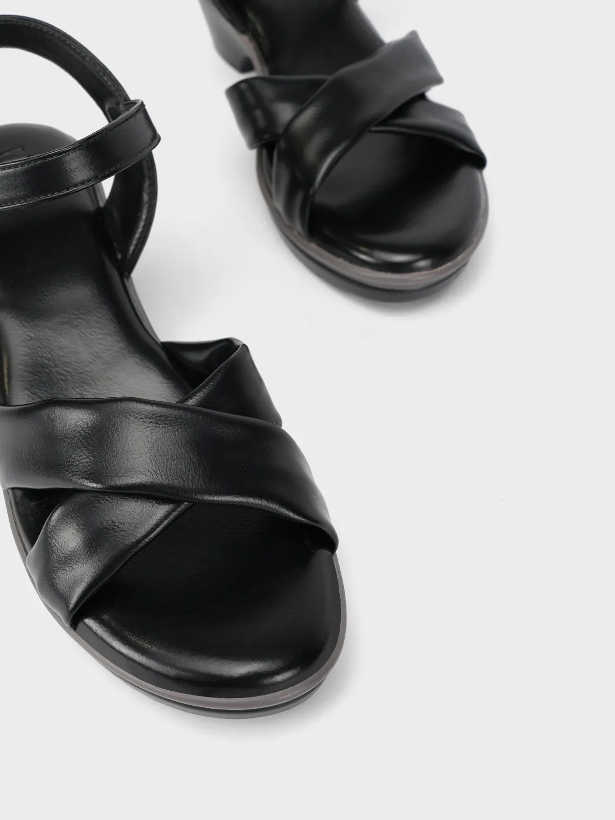 Women's "EILIDH" Crossover Strap Casual Sandals